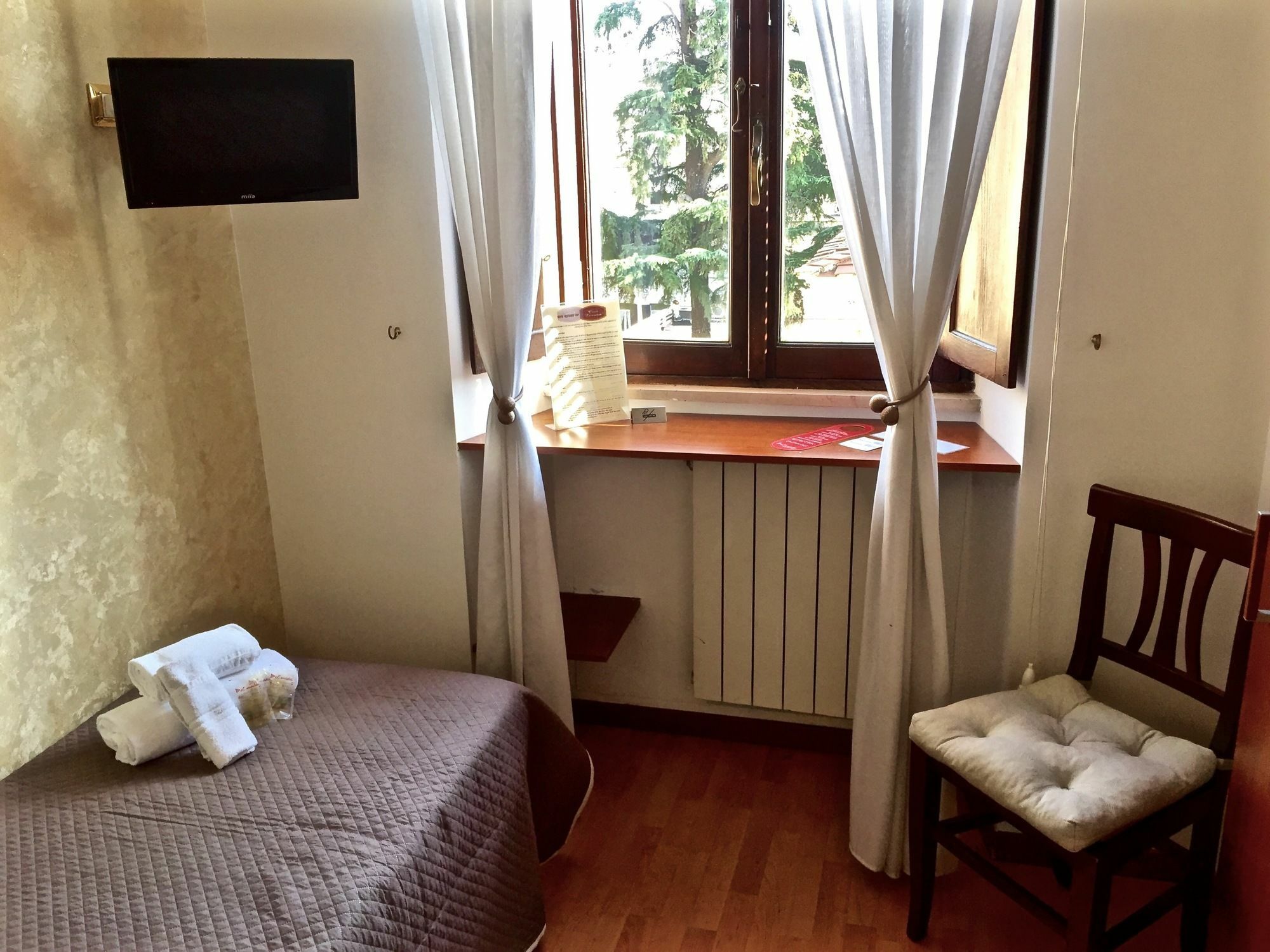 Guest House Casa Vicenza โรม ภายนอก รูปภาพ