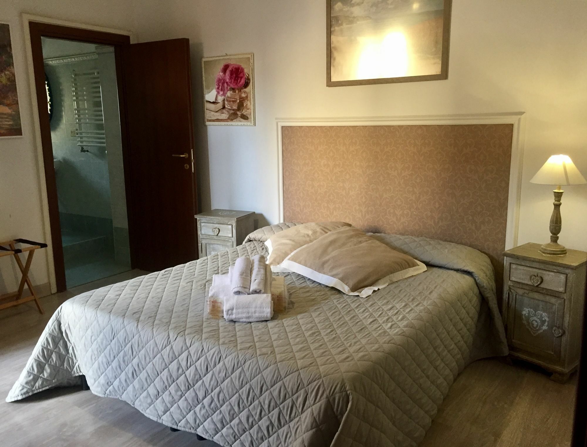 Guest House Casa Vicenza โรม ภายนอก รูปภาพ